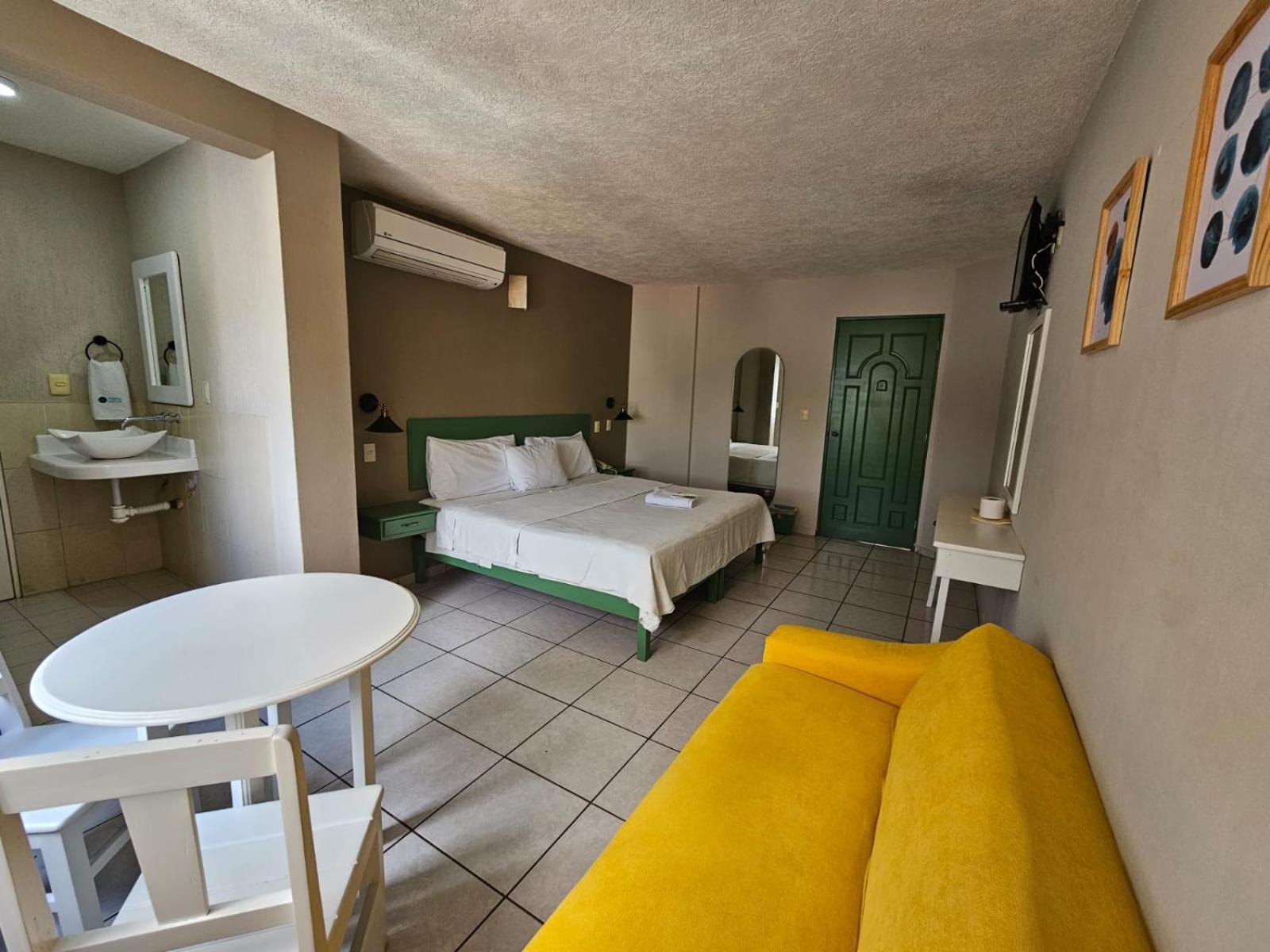 Hotel Punto Poza Rica Exteriér fotografie